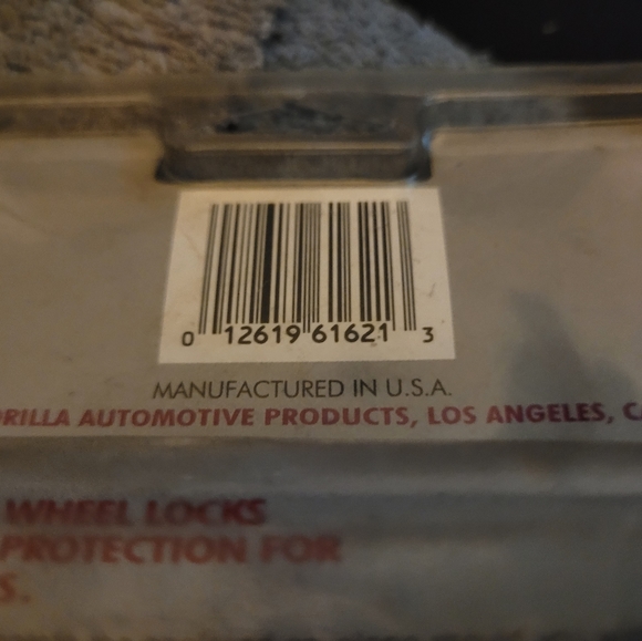 GORILLA GUARD WHEEL LOCKS - Picture 10 of 14